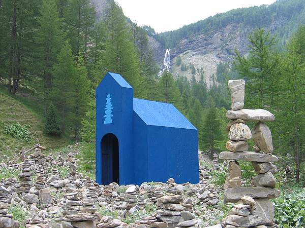 Chapelle Bleue des Cairns